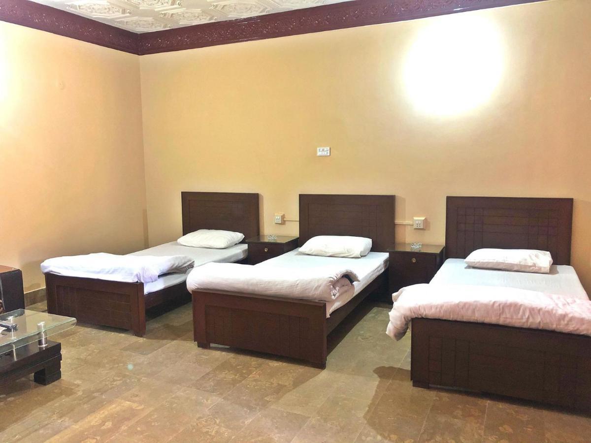 Hotel Babar House Fajsalabad Zewnętrze zdjęcie