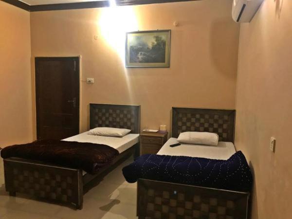 Hotel Babar House Fajsalabad Zewnętrze zdjęcie